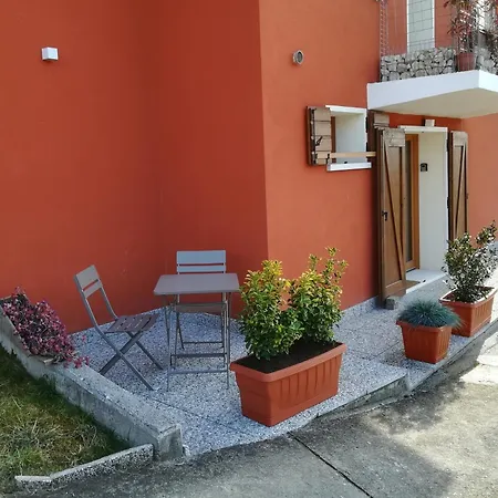 La Libellula Rossa 3*